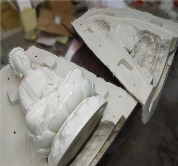 分片刷模樹(shù)脂佛像硅膠模具